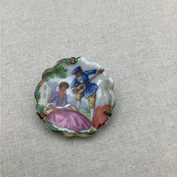 Antique Limoges Brooch the Serenade - Picture 2 of 3